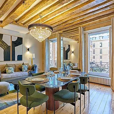 Sumptuous Louvre/palais Royal Hotel